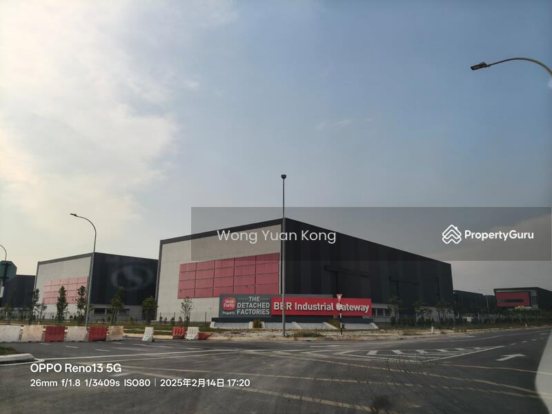For Rent - i8 Bandar Bukit Raja Detached Factory 1.5sty with office