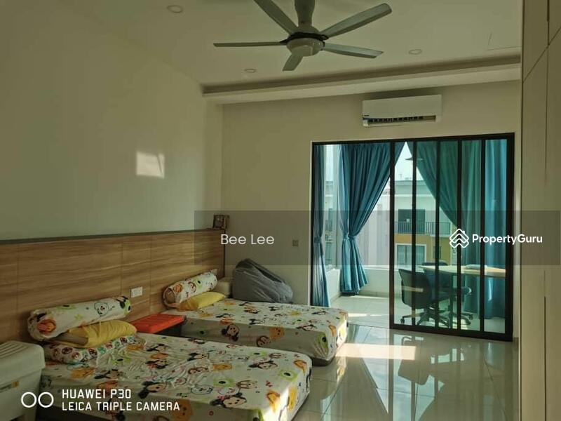 3-storey Terraced House for Sale in Setia Utama (Setia Alam) - Bee Lee - PropertyGuru.com.my