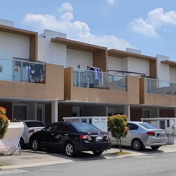 Townhouse for Sale in Cybersouth (Dengkil) - Allen . - Exterior - PropertyGuru.com.my