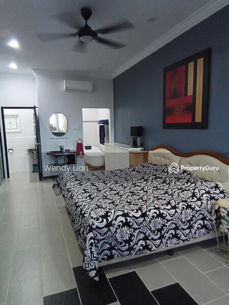 Master Bedroom with Ensuite