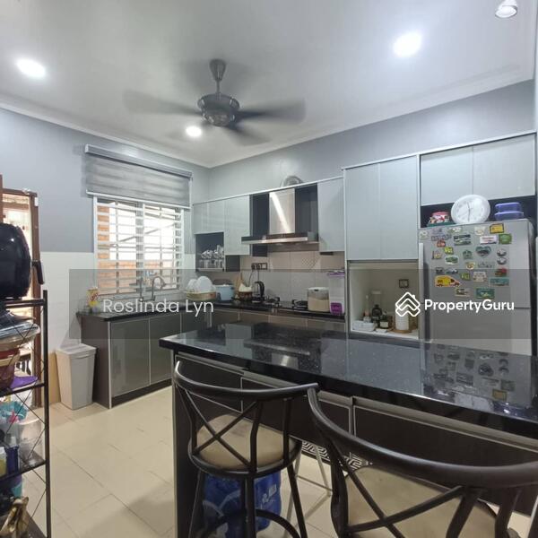 For Sale - Taman Dahlia 3, Bandar Baru Salak Tinggi