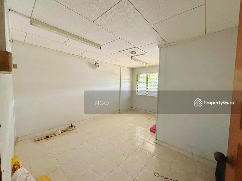 For Sale - Corner Lot Single Storey Terrace House Kampung Merdeka