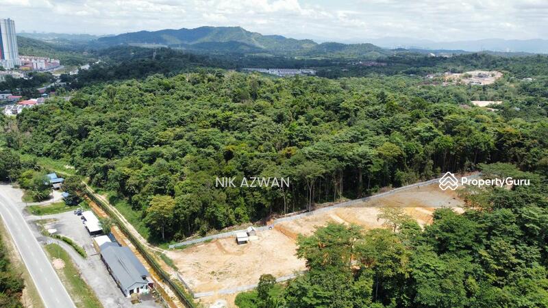 Untuk Dijual - (Freehold, Tepi Jalan Besar) Tanah Pembangunan 3.52 Ekar, Bandar Baru Salak Tinggi, Sepang