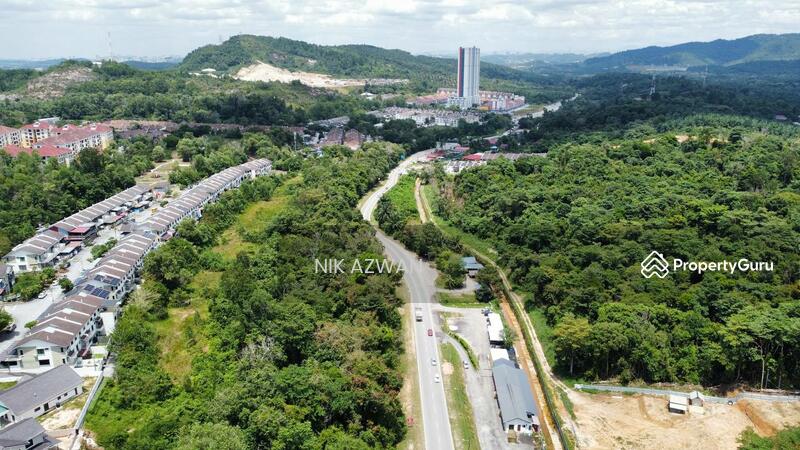 Untuk Dijual - (Freehold, Tepi Jalan Besar) Tanah Pembangunan 3.52 Ekar, Bandar Baru Salak Tinggi, Sepang