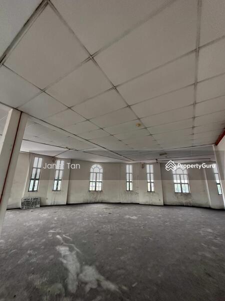 For Rent - Batu Pahat 3 Storey Shop Lot for Rent (Ground Floor)