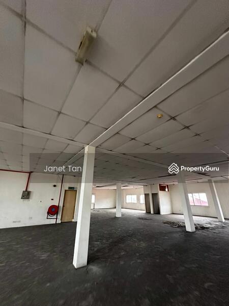 For Rent - Batu Pahat 3 Storey Shop Lot for Rent (Ground Floor)