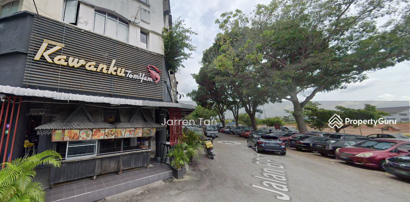 For Sale - Bandar Bukit Puchong Ground Floor Shop