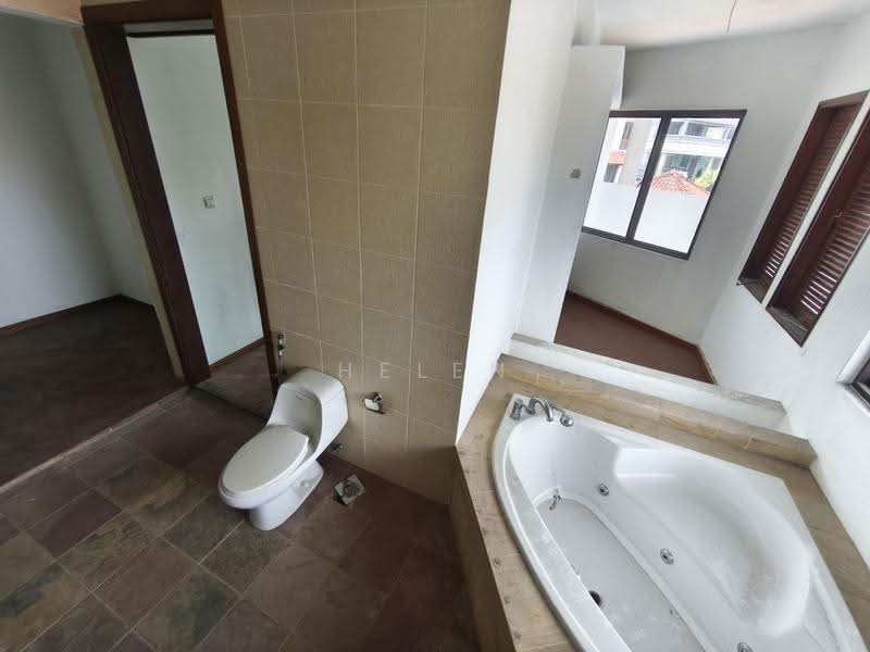Bungalow House untuk Dijual di Bukit Rahman Putra (Sungai Buloh) - Helen Wan - Bathroom - PropertyGuru.com.my