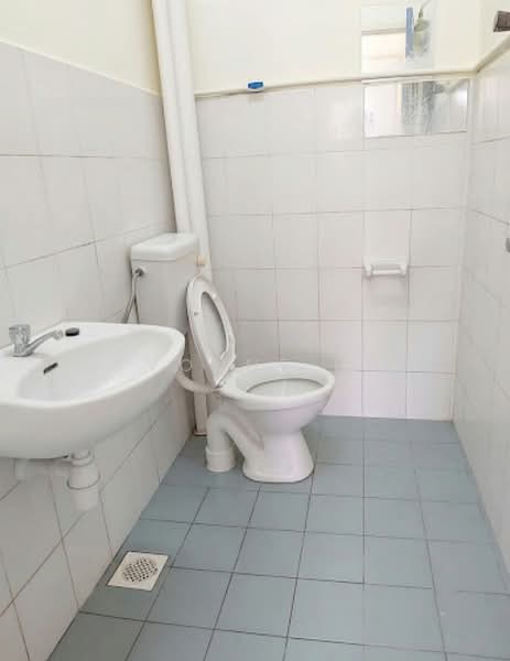 Apartment for Rent at Pangsapuri Angsana - Yvonne Ho - Bathroom - PropertyGuru.com.my