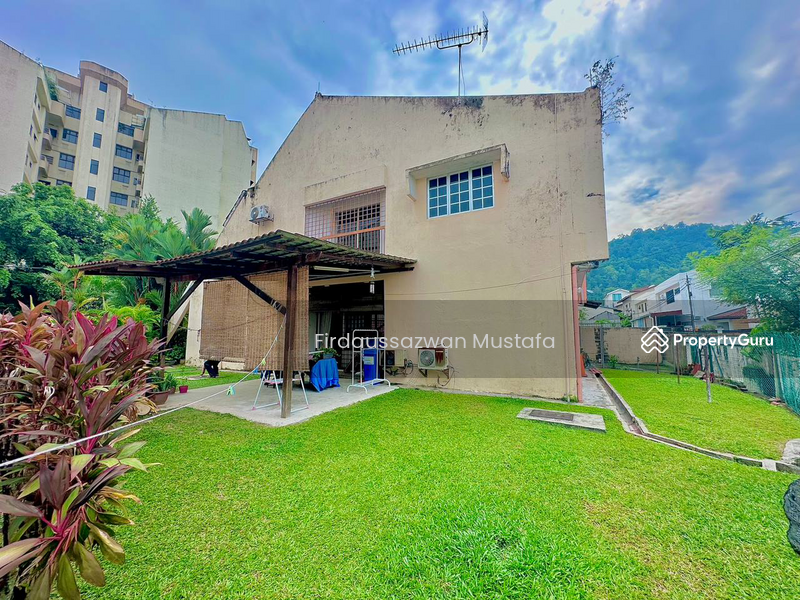 Untuk Dijual - Semi-D house at Taman Sri Ukay