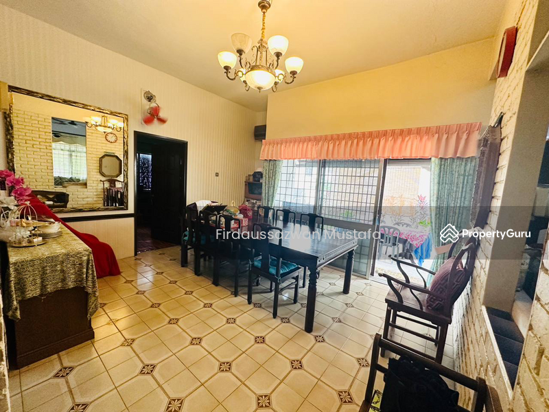 Untuk Dijual - Semi-D house at Taman Sri Ukay
