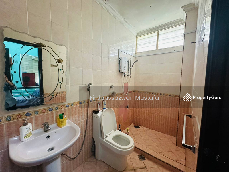 Untuk Dijual - Semi-D house at Taman Sri Ukay
