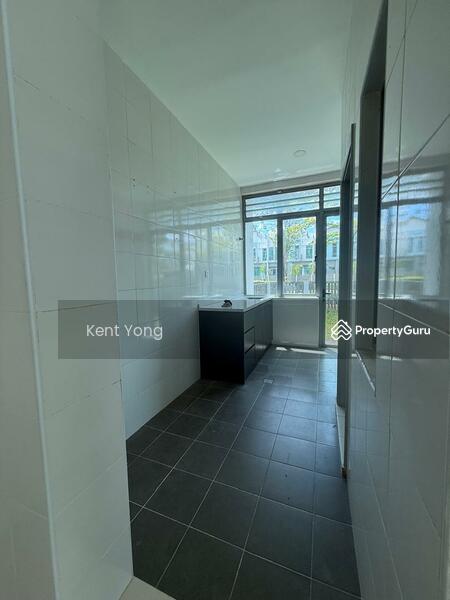 Wet Kitchen