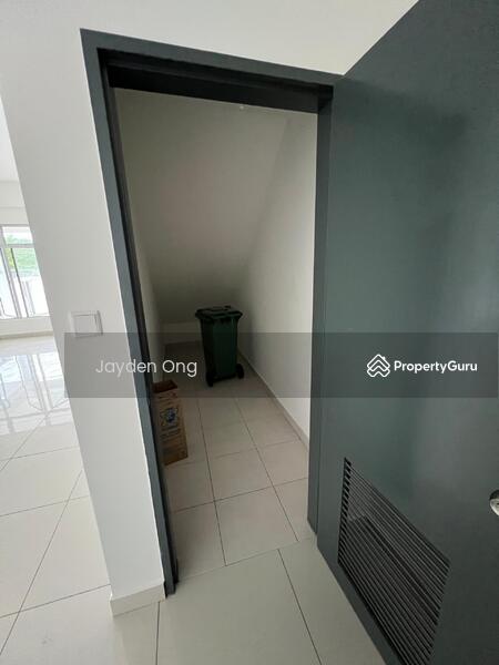 For Rent - Bandar Rinching