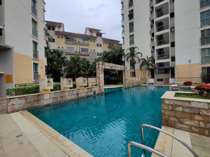 For Rent - Ritze Perdana 1