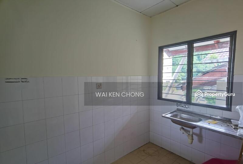 For Sale - Paradesa Tropica