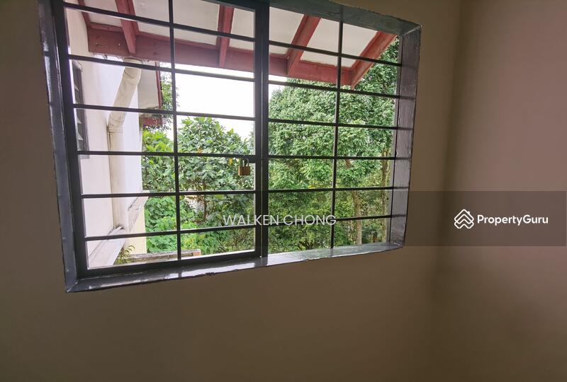 For Sale - Paradesa Tropica