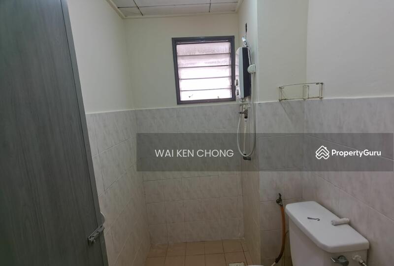 For Sale - Paradesa Tropica