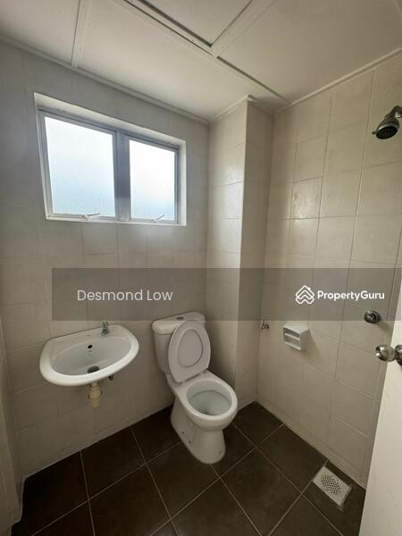 For Rent - Sommerset Close