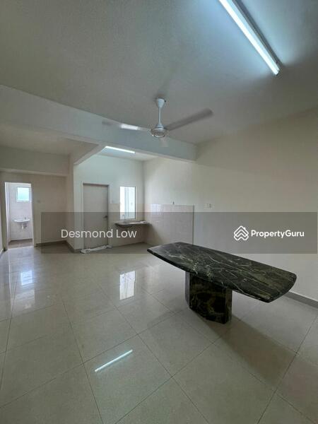 For Rent - Sommerset Close