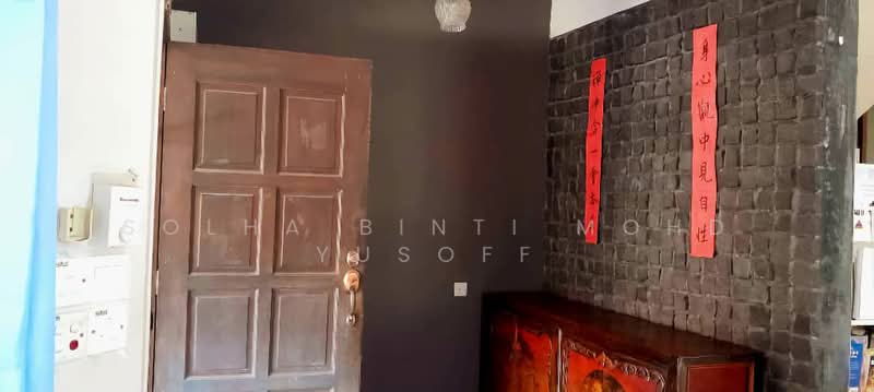 Rumah Teres 2-Tingkat untuk Dijual di Kota Damansara (Selangor) - Solha Binti Mohd Yusoff - Entrance - PropertyGuru.com.my