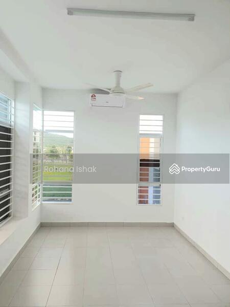 Rumah Teres 2-Tingkat untuk Dijual di Saujana Utama (Puncak Alam) - Rohana Ishak - PropertyGuru.com.my