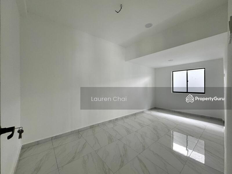 For Sale - Kampung Mahmoddiah Johor Bahru