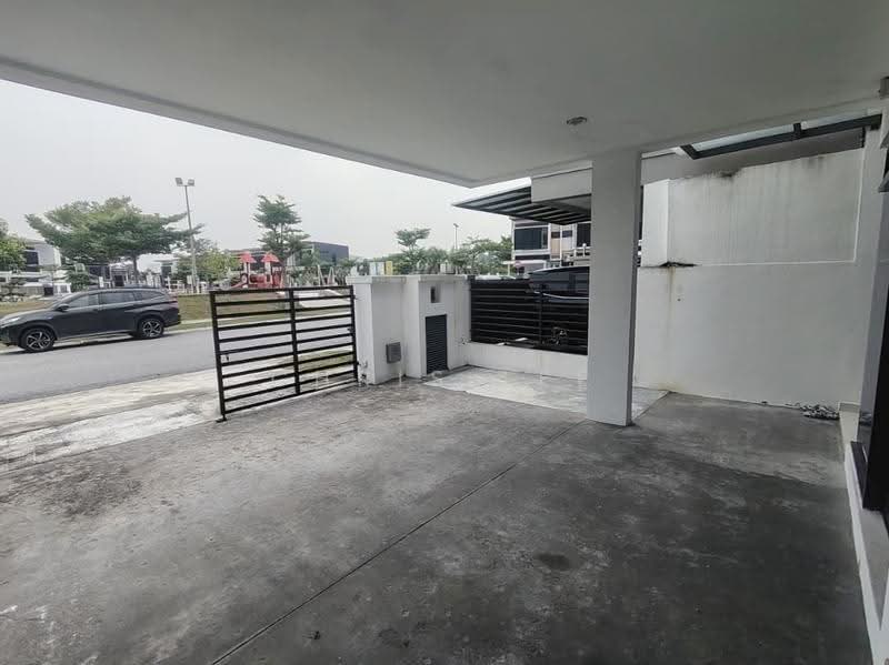 2.5-storey Terraced House for Rent in TTDI Grove (Kajang) - Chris Lee - Exterior - PropertyGuru.com.my