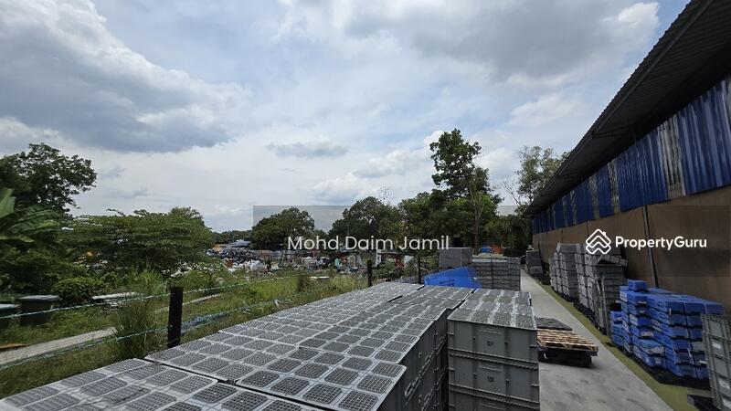 For Sale - Warehouse + Freehold Open Heavy Industrial Land