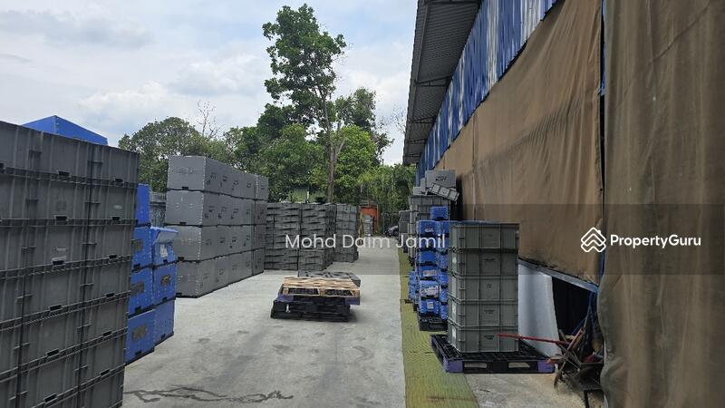 For Sale - Warehouse + Freehold Open Heavy Industrial Land
