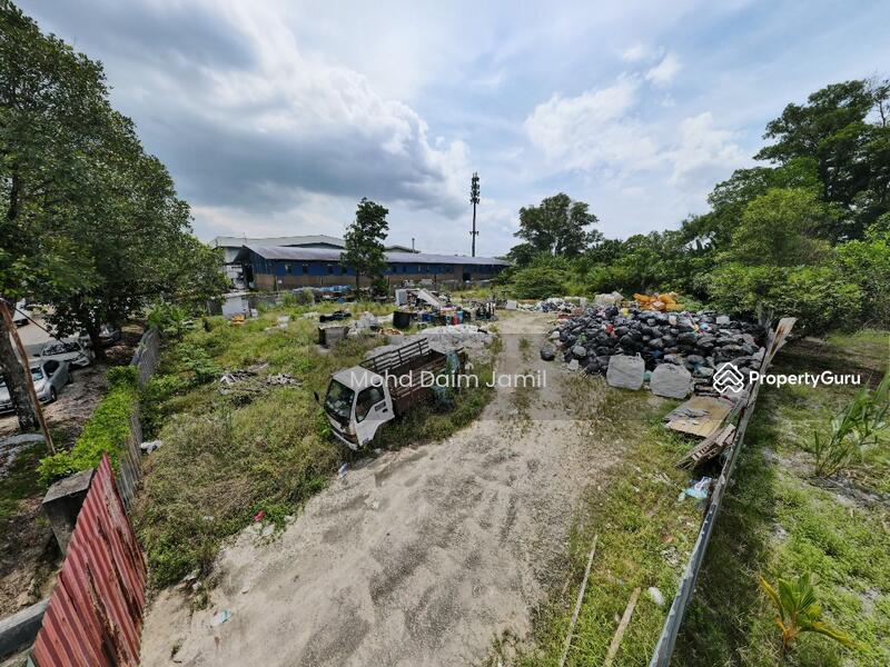 For Sale - Warehouse + Freehold Open Heavy Industrial Land