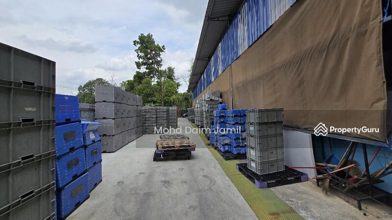 For Sale - Warehouse + Freehold Open Heavy Industrial Land