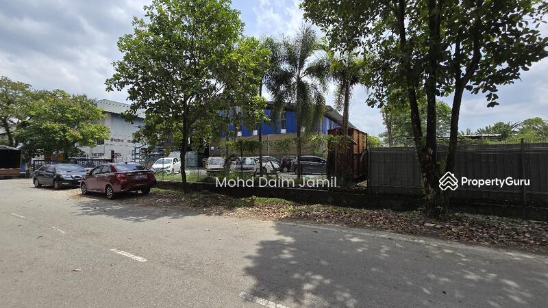 For Sale - Warehouse + Freehold Open Heavy Industrial Land