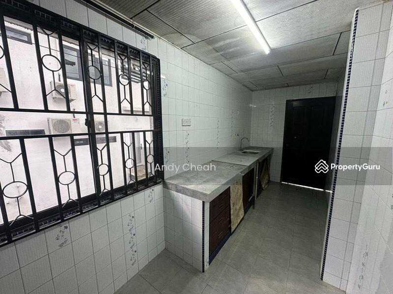 Untuk Dijual - Jalan Nakhoda xx @Taman Ungku Tun Aminah