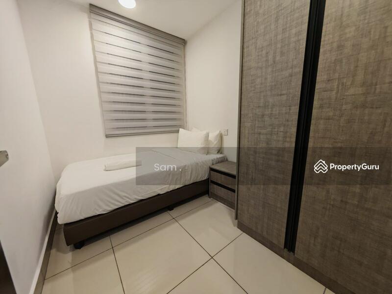 For Rent - The Majestic