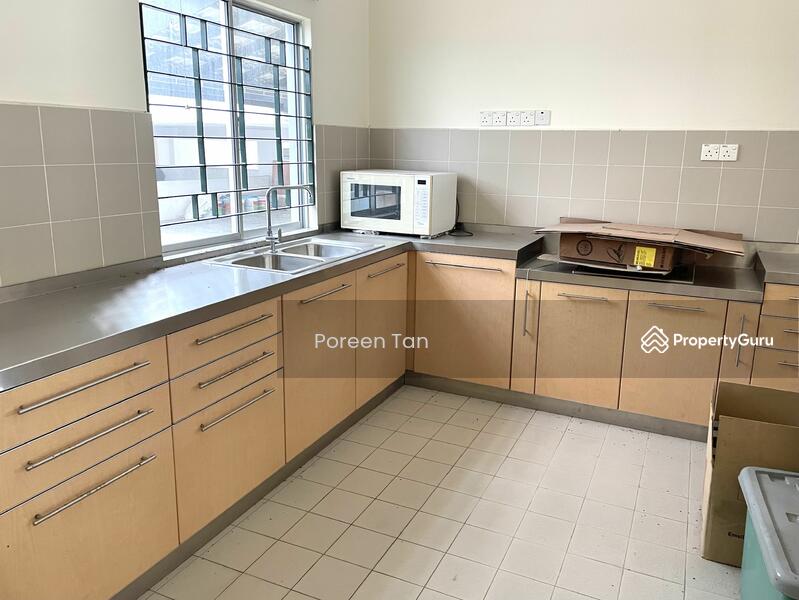 2-storey Terraced House for Sale in Leisure Farm (Gelang Patah) - Poreen Tan - PropertyGuru.com.my