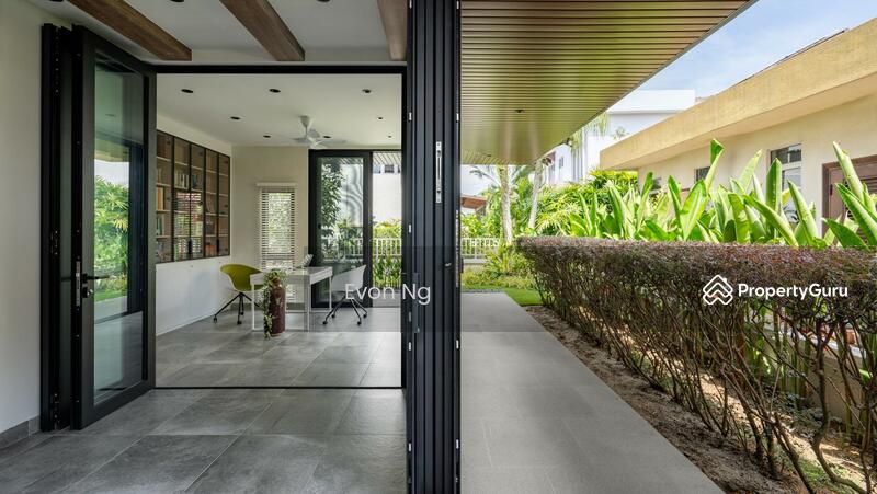 For Sale - Sendayan! Extra land 42ft! Foreigner can buy