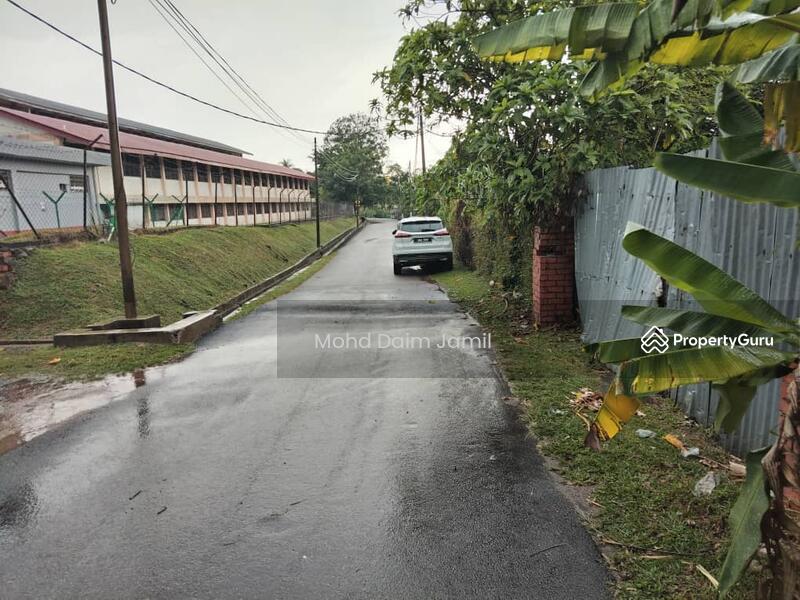 For Sale - [Tanah Rata+Ada sumber air] - Sesuai untuk Bina Rumah atau Pertanian