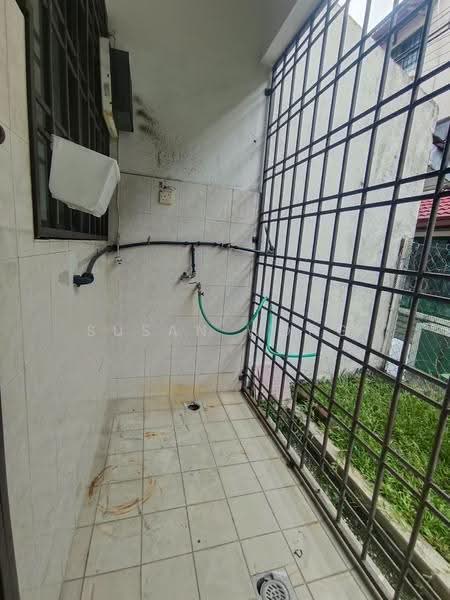 2.5-storey Terraced House for Rent in Petaling Jaya (Selangor) - Susan Wong - Balcony - PropertyGuru.com.my