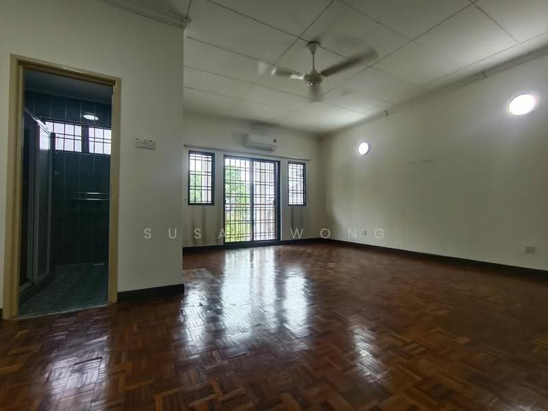 2.5-storey Terraced House for Rent in Petaling Jaya (Selangor) - Susan Wong - Bathroom - PropertyGuru.com.my