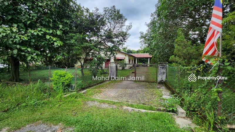 Untuk Dijual - Freehold: Bungalow + Dusun Buahan + Anak Sungai. Kuang, Sg Buloh