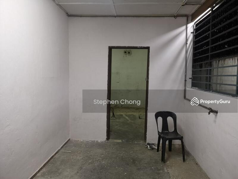 For Rent - kampung wadihana