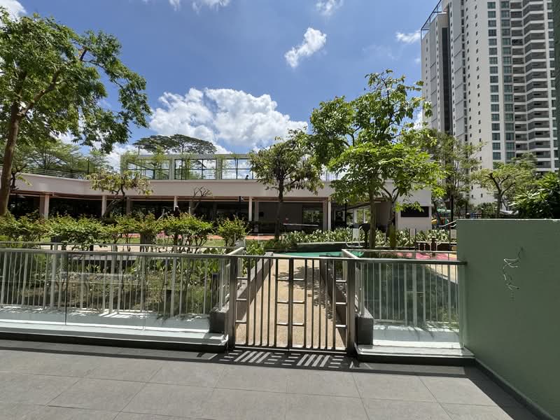 Pangsapuri untuk Dijual di Molek Pine 4 - Healer Lau - PropertyGuru.com.my
