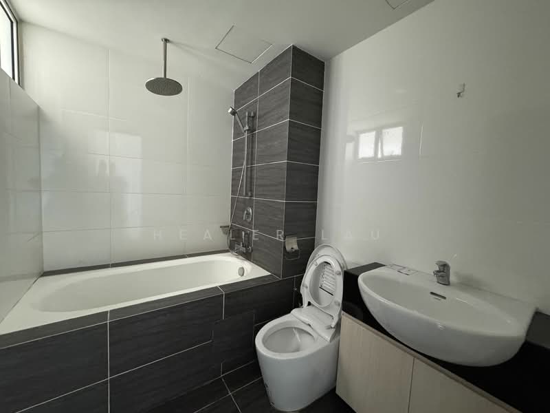 Service Residence for Sale at Molek Pulai - Healer Lau - PropertyGuru.com.my