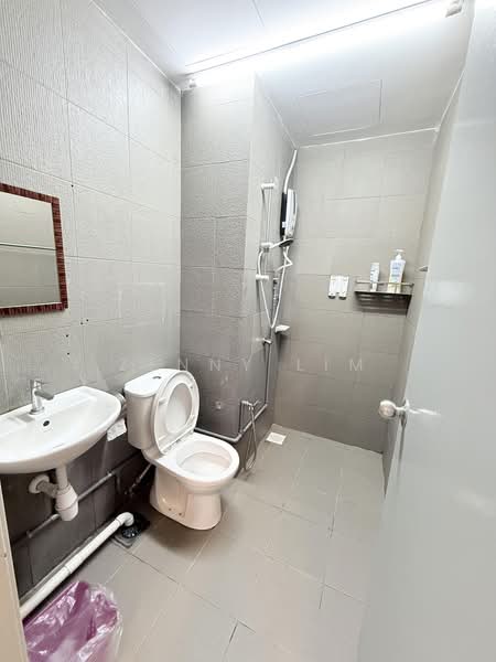 Soho for Sale in SS15 (Subang Jaya) - Zenny Lim - Bathroom - PropertyGuru.com.my
