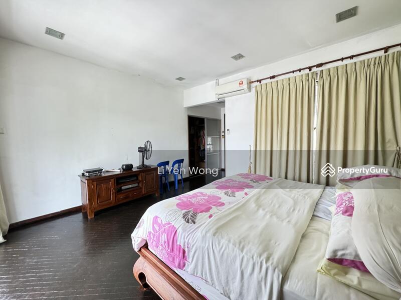 For Sale - Bukit Mandarina