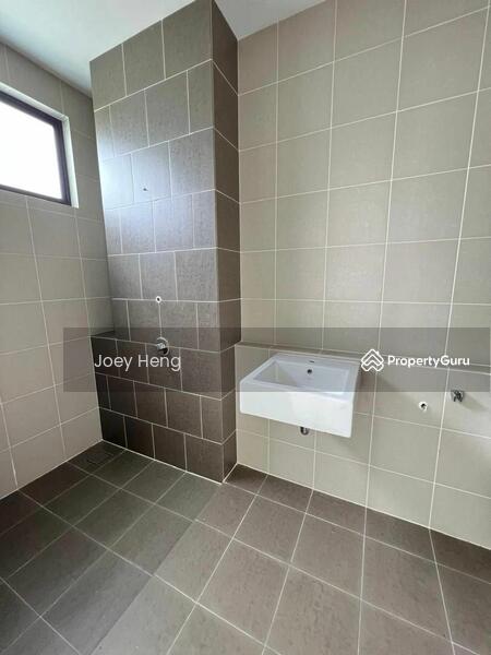 Rumah Banglo untuk Dijual di Bandar Sri Sendayan (Negeri Sembilan) - Joey Heng - PropertyGuru.com.my