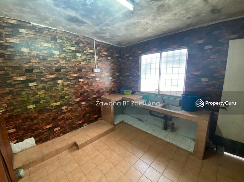 For Sale - Taman Perindustrian Pusat Bandar Puchong