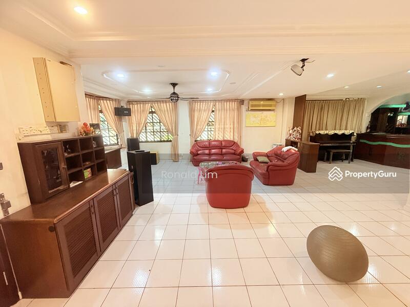 Semi-Detached House for Sale in Taman Anggerik (Johor Bahru) - Ronald Lim - PropertyGuru.com.my