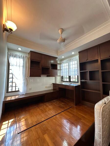 For Rent - Lavinia Apartments